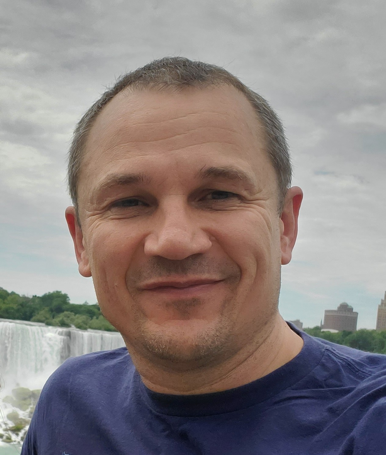 Vitaliy Yasenivskyy Profile Image